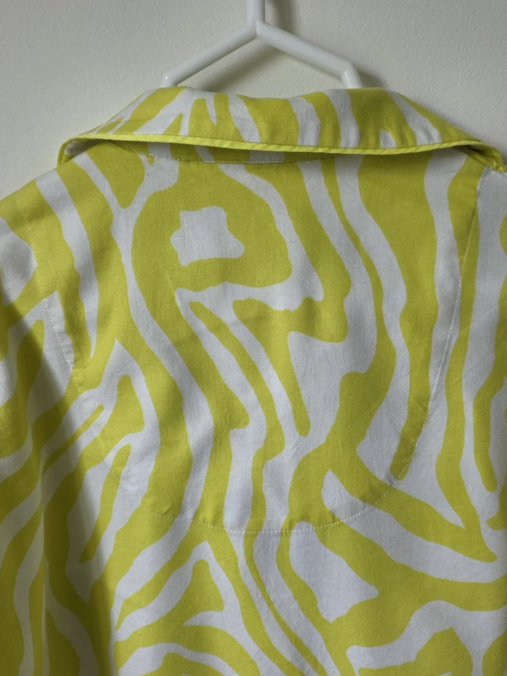 By Anthropologie Zebra Print Flannel Preppy Shirt PJ Top XS Citron Casual Chic - Picture 5 of 10